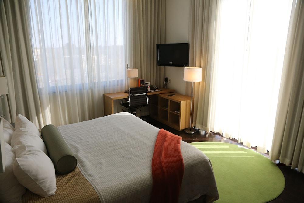 Hotel Indigo Athens - University Area By Ihg Екстериор снимка